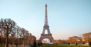 Eiffel tower Paris Okeenea